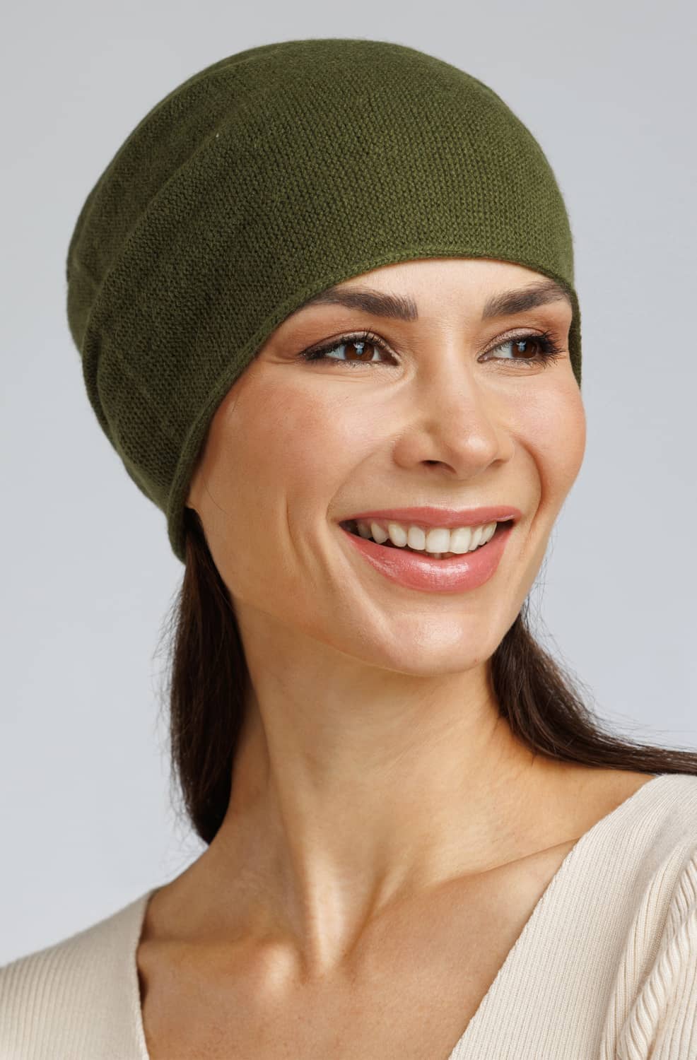 Women's 100% Cashmere Slouchy Beanie Hat Womens>Accessories>Hat Fishers Finery Olive One Size Fits Most 