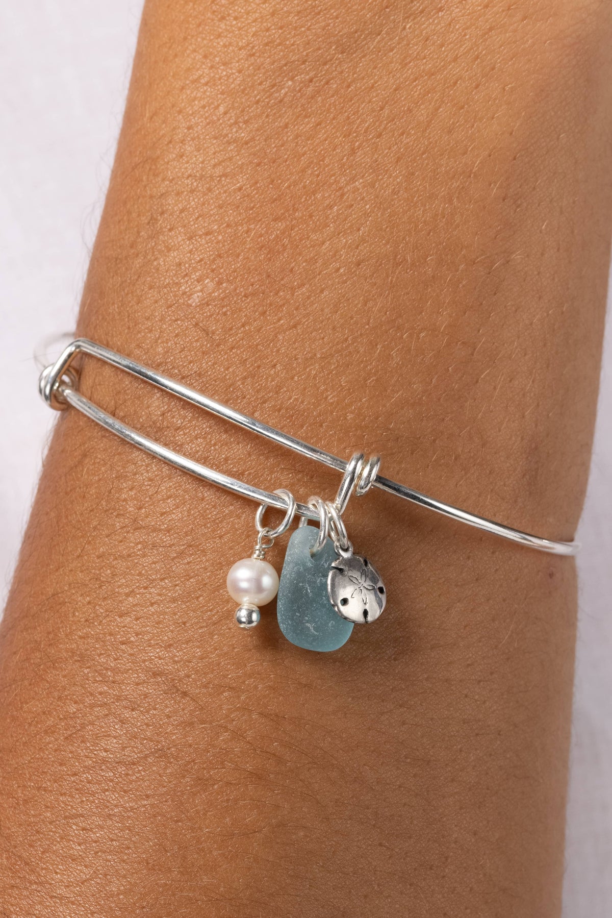 Adjustable Sea Glass Charm Bangle Bracelet with Gift Box Womens&gt;Accessories&gt;Jewelry Fishers Finery 