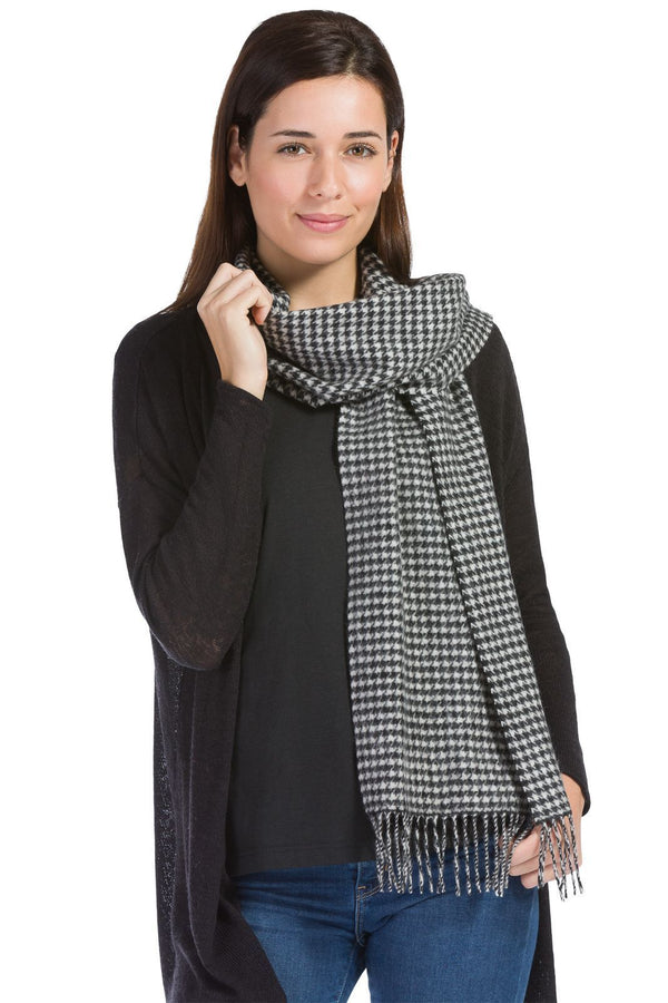 Women's Classic 100% Pure Cashmere Scarf Womens>Accessories>Scarf Fishers Finery Houndstooth One Size 