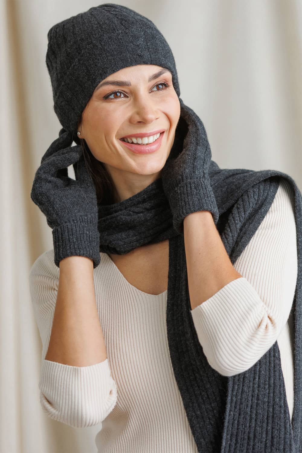 100% Cashmere Beanie Hat, Scarf & Gloves Set Unisex Dark Grey