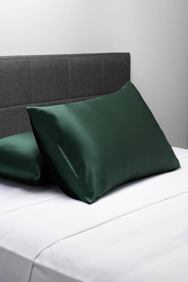 25 Momme 100% Pure Mulberry Silk Pillowcase - Good Housekeeping "All-Star Standout" Home>Bedding>Pillowcase Fishers Finery Hunter Green King Singles